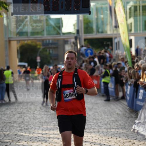 13.06.2025 - Holstenköstenlauf Felixshl http://msf.ph/oto/7924117 13.06.2025 19:58:11 Laufen 2789, 3895, 3945 meine-sportfotos.de