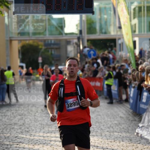 13.06.2025 - Holstenköstenlauf Felixshl http://msf.ph/oto/7924119 13.06.2025 19:58:11 Laufen 2789, 3895, 3945 meine-sportfotos.de