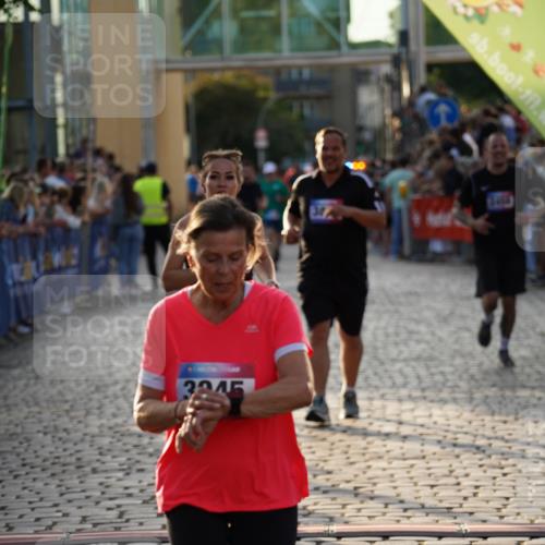 13.06.2025 - Holstenköstenlauf Felixshl http://msf.ph/oto/7924149 13.06.2025 19:58:18 Laufen 2458, 2789, 3881, 3945 meine-sportfotos.de