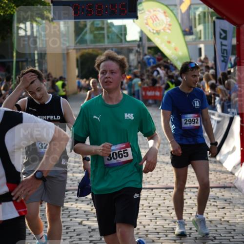 13.06.2025 - Holstenköstenlauf Felixshl http://msf.ph/oto/7924213 13.06.2025 19:58:45 Laufen 2488, 2543, 2992, 3065, 3251, 3730, 3838 meine-sportfotos.de