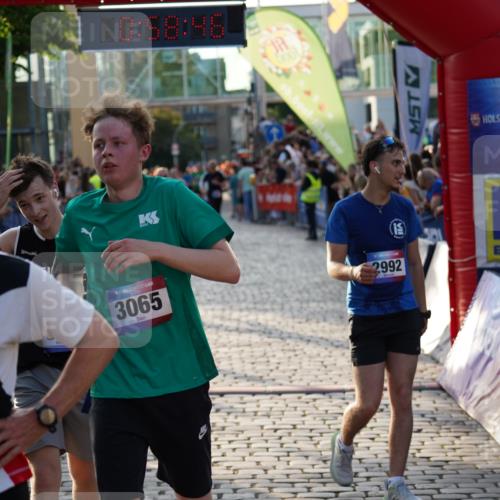 13.06.2025 - Holstenköstenlauf Felixshl http://msf.ph/oto/7924217 13.06.2025 19:58:45 Laufen 2488, 2543, 2992, 3065, 3251, 3730, 3838 meine-sportfotos.de
