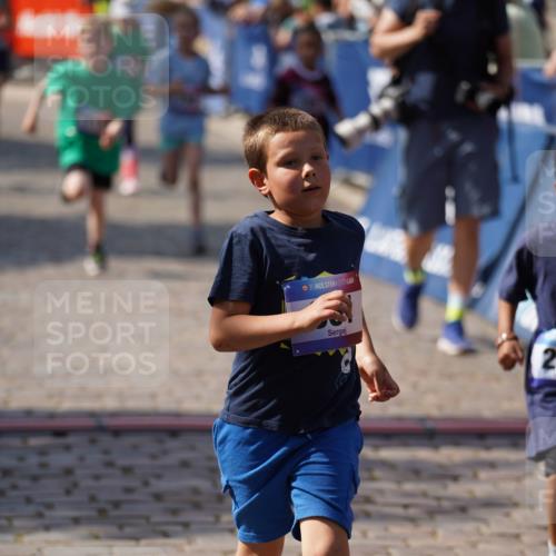 13.06.2025 - Holstenköstenlauf Felixshl http://msf.ph/oto/7924223 13.06.2025 16:10:07 Laufen 115, 119, 122, 190, 201, 705, 866, 961, 1834 meine-sportfotos.de