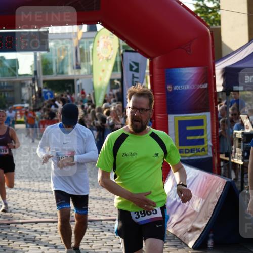 13.06.2025 - Holstenköstenlauf Felixshl http://msf.ph/oto/7924238 13.06.2025 19:58:57 Laufen 2110, 2284, 3851, 3870, 3876, 3880, 3965 meine-sportfotos.de