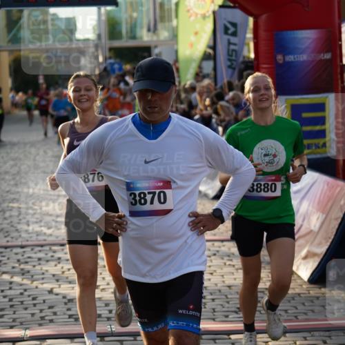 13.06.2025 - Holstenköstenlauf Felixshl http://msf.ph/oto/7924242 13.06.2025 19:58:59 Laufen 2110, 2284, 3157, 3772, 3851, 3870, 3876, 3880, 3965 meine-sportfotos.de
