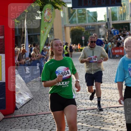 13.06.2025 - Holstenköstenlauf Felixshl http://msf.ph/oto/7924274 13.06.2025 19:59:14 Laufen 2578, 2834, 3804, 3861 meine-sportfotos.de