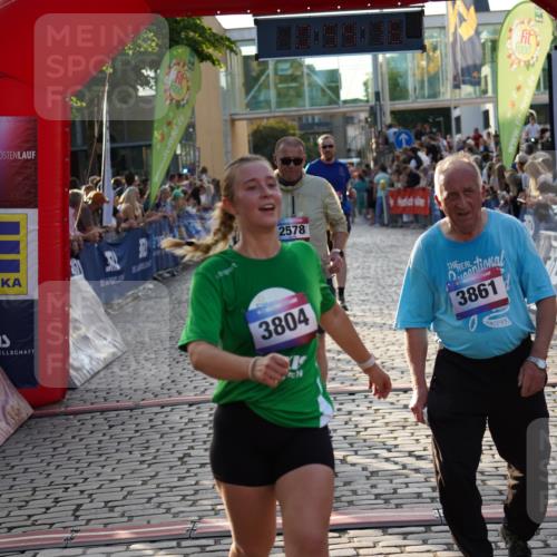 13.06.2025 - Holstenköstenlauf Felixshl http://msf.ph/oto/7924280 13.06.2025 19:59:15 Laufen 2578, 2834, 3804, 3861 meine-sportfotos.de