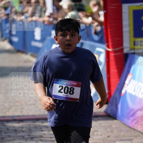 13.06.2025 - Holstenköstenlauf Felixshl http://msf.ph/oto/7924317 13.06.2025 16:10:51 Laufen 206, 207, 208 meine-sportfotos.de