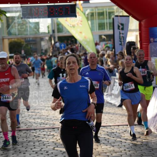 13.06.2025 - Holstenköstenlauf Felixshl http://msf.ph/oto/7924346 13.06.2025 19:59:56 Laufen 2440, 2494, 2495, 2628, 3235, 3248, 3599, 3797, 3798, 3801 meine-sportfotos.de