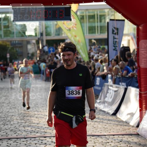 13.06.2025 - Holstenköstenlauf Felixshl http://msf.ph/oto/7924387 13.06.2025 20:00:12 Laufen 2248, 2249, 2254, 2301, 2321, 3836 meine-sportfotos.de