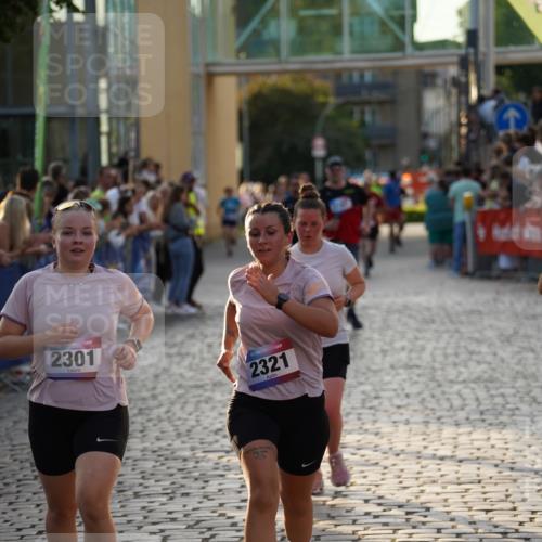 13.06.2025 - Holstenköstenlauf Felixshl http://msf.ph/oto/7924408 13.06.2025 20:00:18 Laufen 2248, 2249, 2254, 2301, 2321, 3187 meine-sportfotos.de
