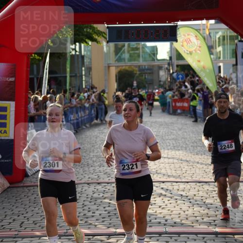 13.06.2025 - Holstenköstenlauf Felixshl http://msf.ph/oto/7924412 13.06.2025 20:00:20 Laufen 2248, 2249, 2301, 2321, 3083, 3187 meine-sportfotos.de