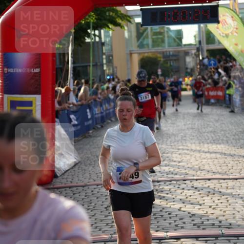 13.06.2025 - Holstenköstenlauf Felixshl http://msf.ph/oto/7924426 13.06.2025 20:00:23 Laufen 2249, 2340, 3083, 3187 meine-sportfotos.de