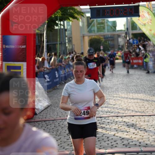 13.06.2025 - Holstenköstenlauf Felixshl http://msf.ph/oto/7924428 13.06.2025 20:00:24 Laufen 2067, 2340, 2360, 3083, 3187 meine-sportfotos.de