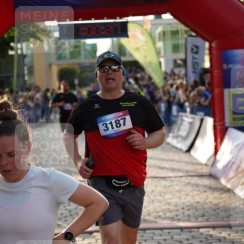 13.06.2025 - Holstenköstenlauf Felixshl http://msf.ph/oto/7924434 13.06.2025 20:00:26 Laufen 2067, 2340, 2341, 2360, 3083, 3187 meine-sportfotos.de