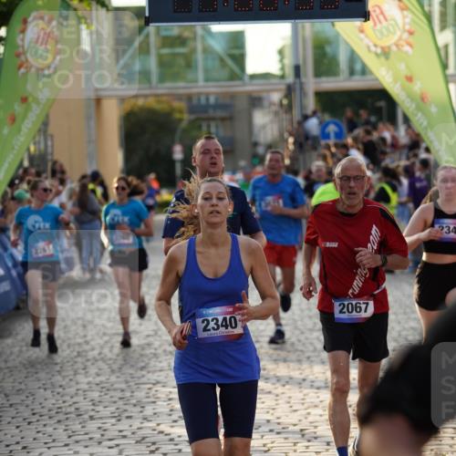 13.06.2025 - Holstenköstenlauf Felixshl http://msf.ph/oto/7924452 13.06.2025 20:00:32 Laufen 2067, 2111, 2237, 2260, 2261, 2340, 2341, 2360, 2927, 3083, 3623, 3763, 3985 meine-sportfotos.de