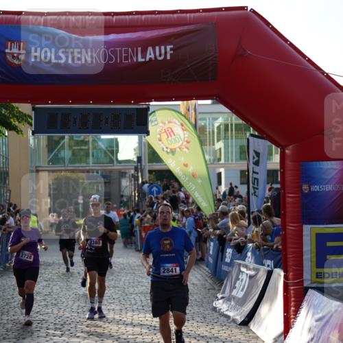 13.06.2025 - Holstenköstenlauf Felixshl http://msf.ph/oto/7924537 13.06.2025 20:01:07 Laufen 2380, 2406, 2728, 2763, 2841, 3138, 3934 meine-sportfotos.de