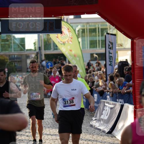 13.06.2025 - Holstenköstenlauf Felixshl http://msf.ph/oto/7924569 13.06.2025 20:01:15 Laufen 2763, 2766, 2889, 3138, 3170, 3174, 3934, 3986 meine-sportfotos.de