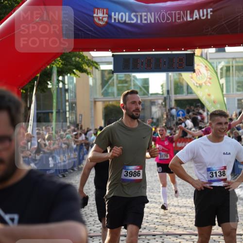 13.06.2025 - Holstenköstenlauf Felixshl http://msf.ph/oto/7924579 13.06.2025 20:01:17 Laufen 2766, 2889, 3138, 3170, 3174, 3934, 3986 meine-sportfotos.de