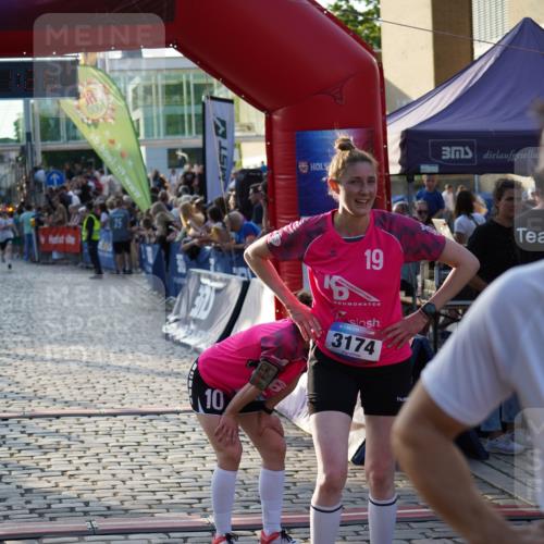13.06.2025 - Holstenköstenlauf Felixshl http://msf.ph/oto/7924604 13.06.2025 20:01:25 Laufen 2439, 3782, 3959 meine-sportfotos.de