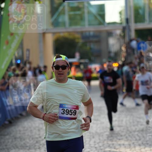 13.06.2025 - Holstenköstenlauf Felixshl http://msf.ph/oto/7924618 13.06.2025 20:01:28 Laufen 2439, 3782, 3959 meine-sportfotos.de