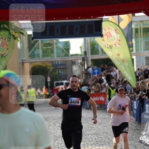 13.06.2025 - Holstenköstenlauf Felixshl http://msf.ph/oto/7924622 13.06.2025 20:01:31 Laufen 2439, 3112, 3782, 3959 meine-sportfotos.de