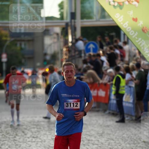 13.06.2025 - Holstenköstenlauf Felixshl http://msf.ph/oto/7924624 13.06.2025 20:01:38 Laufen 3112 meine-sportfotos.de