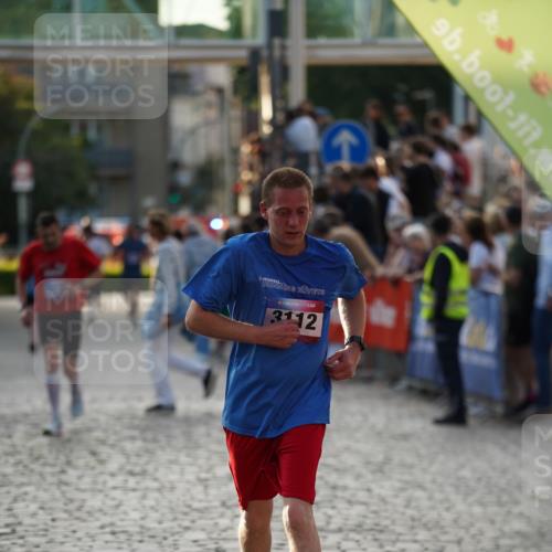 13.06.2025 - Holstenköstenlauf Felixshl http://msf.ph/oto/7924627 13.06.2025 20:01:38 Laufen 3112 meine-sportfotos.de