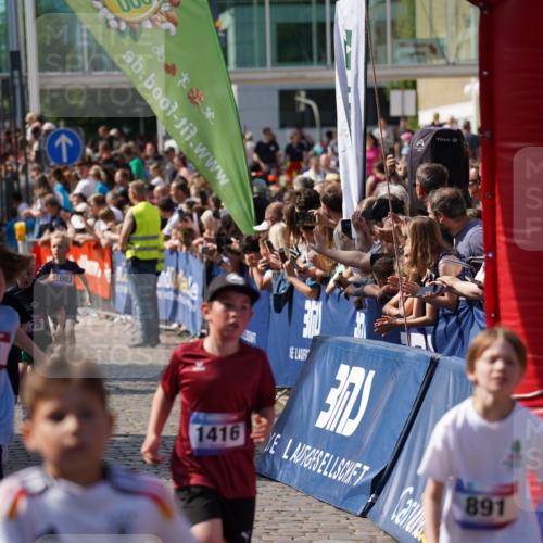13.06.2025 - Holstenköstenlauf Felixshl http://msf.ph/oto/7924630 13.06.2025 16:21:07 Laufen 19, 156, 349, 352, 358, 361, 492, 722, 743, 891, 993, 1003, 1054, 1061, 1075, 1143, 1275, 1330, 1397, 1415, 1416, 1425 meine-sportfotos.de