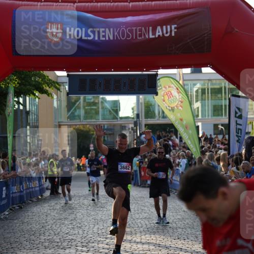 13.06.2025 - Holstenköstenlauf Felixshl http://msf.ph/oto/7924673 13.06.2025 20:02:06 Laufen 2078, 2127, 2336, 2337, 3682 meine-sportfotos.de