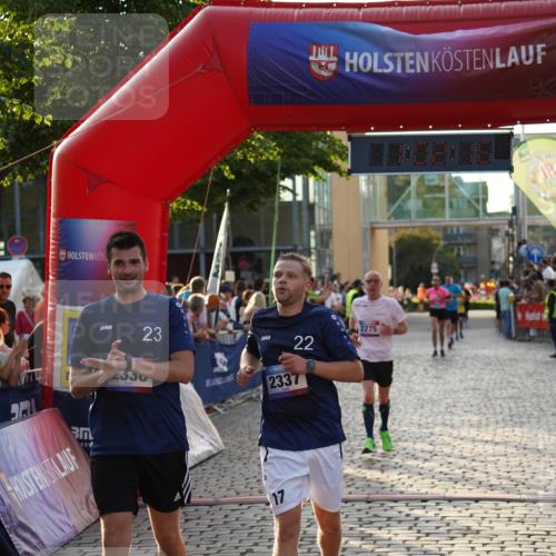 13.06.2025 - Holstenköstenlauf Felixshl http://msf.ph/oto/7924696 13.06.2025 20:02:15 Laufen 2275, 2336, 2337, 2349 meine-sportfotos.de