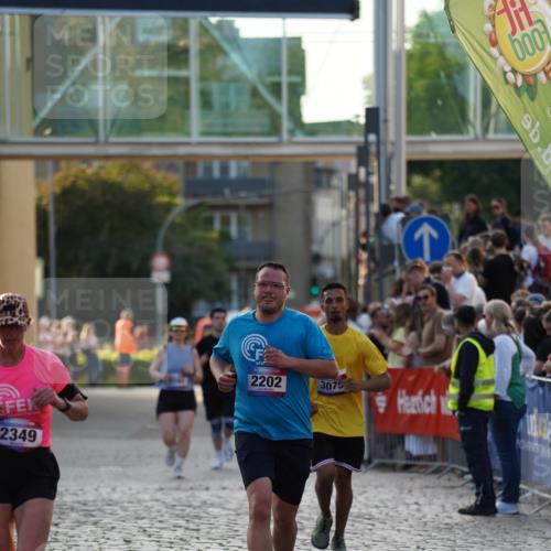 13.06.2025 - Holstenköstenlauf Felixshl http://msf.ph/oto/7924714 13.06.2025 20:02:21 Laufen 2202, 2349, 3075 meine-sportfotos.de
