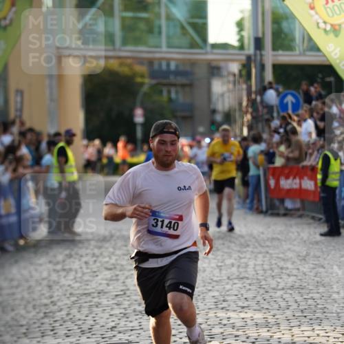 13.06.2025 - Holstenköstenlauf Felixshl http://msf.ph/oto/7924744 13.06.2025 20:02:41 Laufen 3068, 3140 meine-sportfotos.de