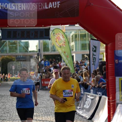 13.06.2025 - Holstenköstenlauf Felixshl http://msf.ph/oto/7924756 13.06.2025 20:02:50 Laufen 3068, 3113, 3139 meine-sportfotos.de