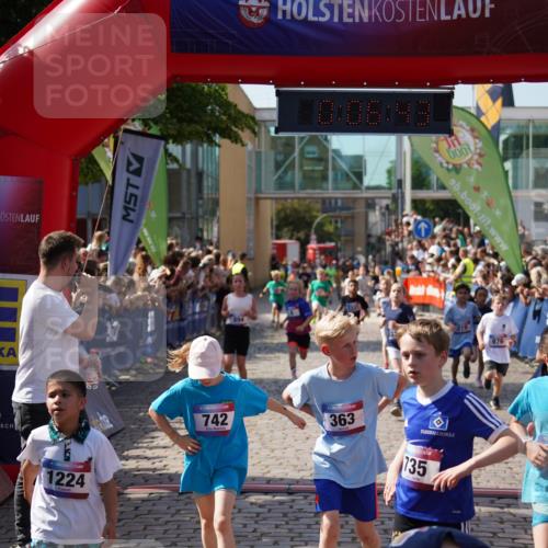 13.06.2025 - Holstenköstenlauf Felixshl http://msf.ph/oto/7924821 13.06.2025 16:21:44 Laufen 6, 104, 107, 120, 219, 363, 472, 493, 627, 735, 742, 753, 757, 876, 894, 1223, 1224, 1282, 1326, 1335, 1931 meine-sportfotos.de