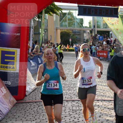 13.06.2025 - Holstenköstenlauf Felixshl http://msf.ph/oto/7924858 13.06.2025 20:03:30 Laufen 2051, 2132, 2134, 3696, 3758 meine-sportfotos.de