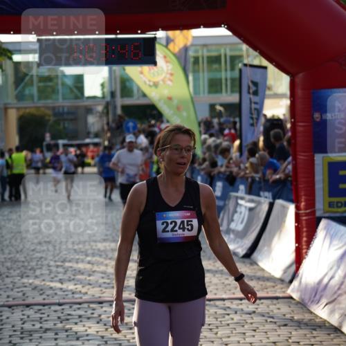 13.06.2025 - Holstenköstenlauf Felixshl http://msf.ph/oto/7924913 13.06.2025 20:03:45 Laufen 2245, 3109, 3825, 3932 meine-sportfotos.de