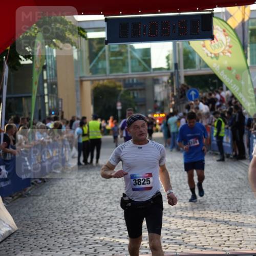 13.06.2025 - Holstenköstenlauf Felixshl http://msf.ph/oto/7924930 13.06.2025 20:03:51 Laufen 2820, 3109, 3825, 3932 meine-sportfotos.de