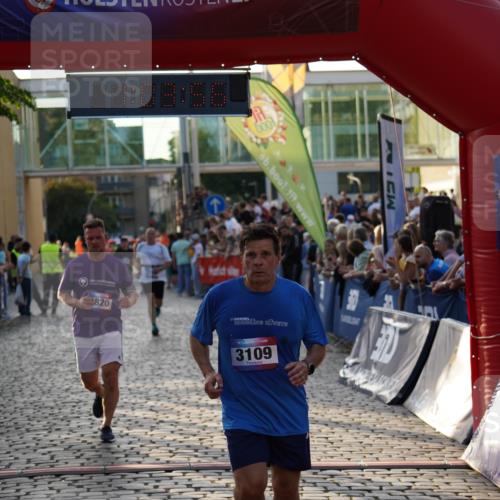 13.06.2025 - Holstenköstenlauf Felixshl http://msf.ph/oto/7924952 13.06.2025 20:03:55 Laufen 2708, 2820, 3109 meine-sportfotos.de