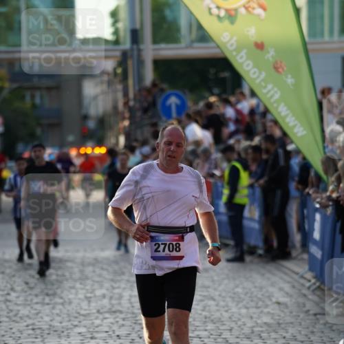 13.06.2025 - Holstenköstenlauf Felixshl http://msf.ph/oto/7924962 13.06.2025 20:03:59 Laufen 2038, 2187, 2708, 2820, 3051 meine-sportfotos.de