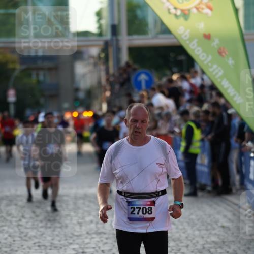 13.06.2025 - Holstenköstenlauf Felixshl http://msf.ph/oto/7924968 13.06.2025 20:03:59 Laufen 2038, 2187, 2708, 2820, 3051 meine-sportfotos.de