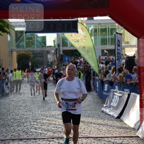 13.06.2025 - Holstenköstenlauf Felixshl http://msf.ph/oto/7924970 13.06.2025 20:04:01 Laufen 2038, 2187, 2708, 2777, 2852, 3051 meine-sportfotos.de