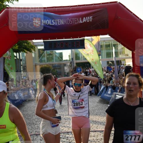 13.06.2025 - Holstenköstenlauf Felixshl http://msf.ph/oto/7925004 13.06.2025 20:04:12 Laufen 2334, 2400, 2535, 2579, 2717, 2751, 2777, 2852, 3668 meine-sportfotos.de