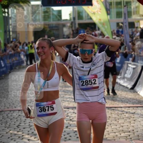 13.06.2025 - Holstenköstenlauf Felixshl http://msf.ph/oto/7925012 13.06.2025 20:04:14 Laufen 2334, 2400, 2535, 2579, 2603, 2717, 2751, 3668 meine-sportfotos.de