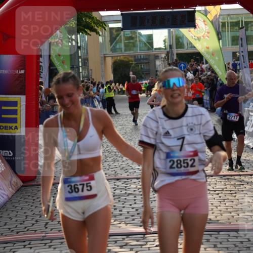 13.06.2025 - Holstenköstenlauf Felixshl http://msf.ph/oto/7925017 13.06.2025 20:04:14 Laufen 2334, 2400, 2535, 2579, 2603, 2717, 2751, 3668 meine-sportfotos.de