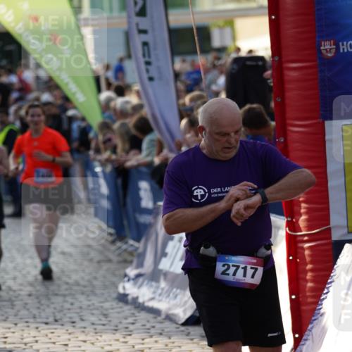 13.06.2025 - Holstenköstenlauf Felixshl http://msf.ph/oto/7925026 13.06.2025 20:04:16 Laufen 2334, 2400, 2535, 2579, 2603, 2717, 2751, 3668 meine-sportfotos.de