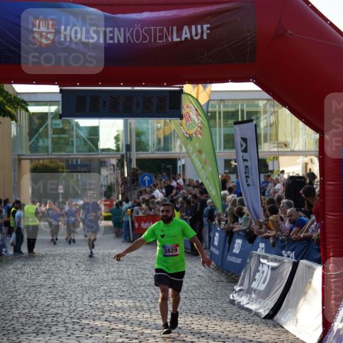 13.06.2025 - Holstenköstenlauf Felixshl http://msf.ph/oto/7925051 13.06.2025 20:04:38 Laufen 3677, 3829 meine-sportfotos.de