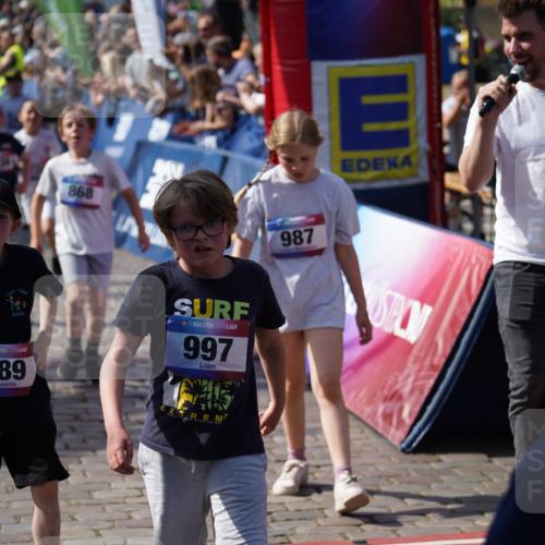 13.06.2025 - Holstenköstenlauf Felixshl http://msf.ph/oto/7925072 13.06.2025 16:22:41 Laufen 45, 50, 123, 125, 214, 225, 347, 354, 489, 606, 720, 868, 869, 881, 886, 887, 890, 895, 987, 991, 997, 1004, 1073, 1138, 1142, 1218, 1336, 1390, 1823, 1866, 1936 meine-sportfotos.de
