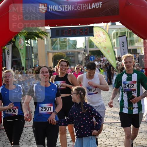 13.06.2025 - Holstenköstenlauf Felixshl http://msf.ph/oto/7925090 13.06.2025 20:04:52 Laufen 2025, 2128, 2246, 2313, 2422, 2500, 2501, 2560, 2826, 3175, 3185, 3614, 3725, 3980 meine-sportfotos.de