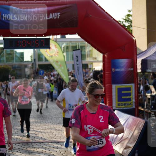 13.06.2025 - Holstenköstenlauf Felixshl http://msf.ph/oto/7925098 13.06.2025 20:04:56 Laufen 2025, 2128, 2228, 2246, 2313, 2826, 3175, 3185, 3614, 3632, 3725, 3960, 3980 meine-sportfotos.de