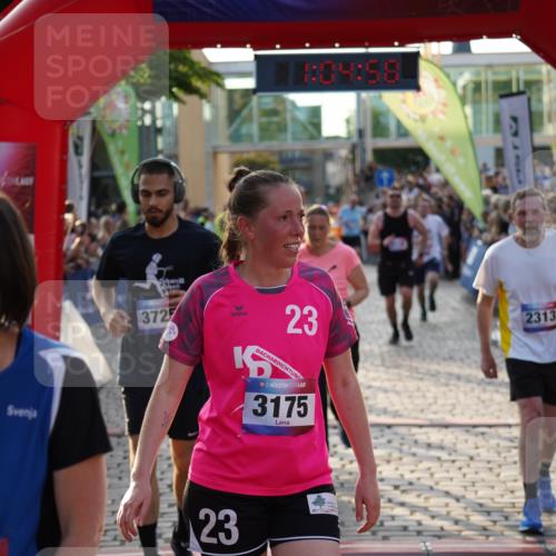 13.06.2025 - Holstenköstenlauf Felixshl http://msf.ph/oto/7925105 13.06.2025 20:04:57 Laufen 2025, 2128, 2228, 2246, 2313, 2826, 3175, 3185, 3614, 3632, 3725, 3960, 3980 meine-sportfotos.de